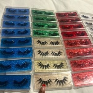 Lashes For Days 👁️